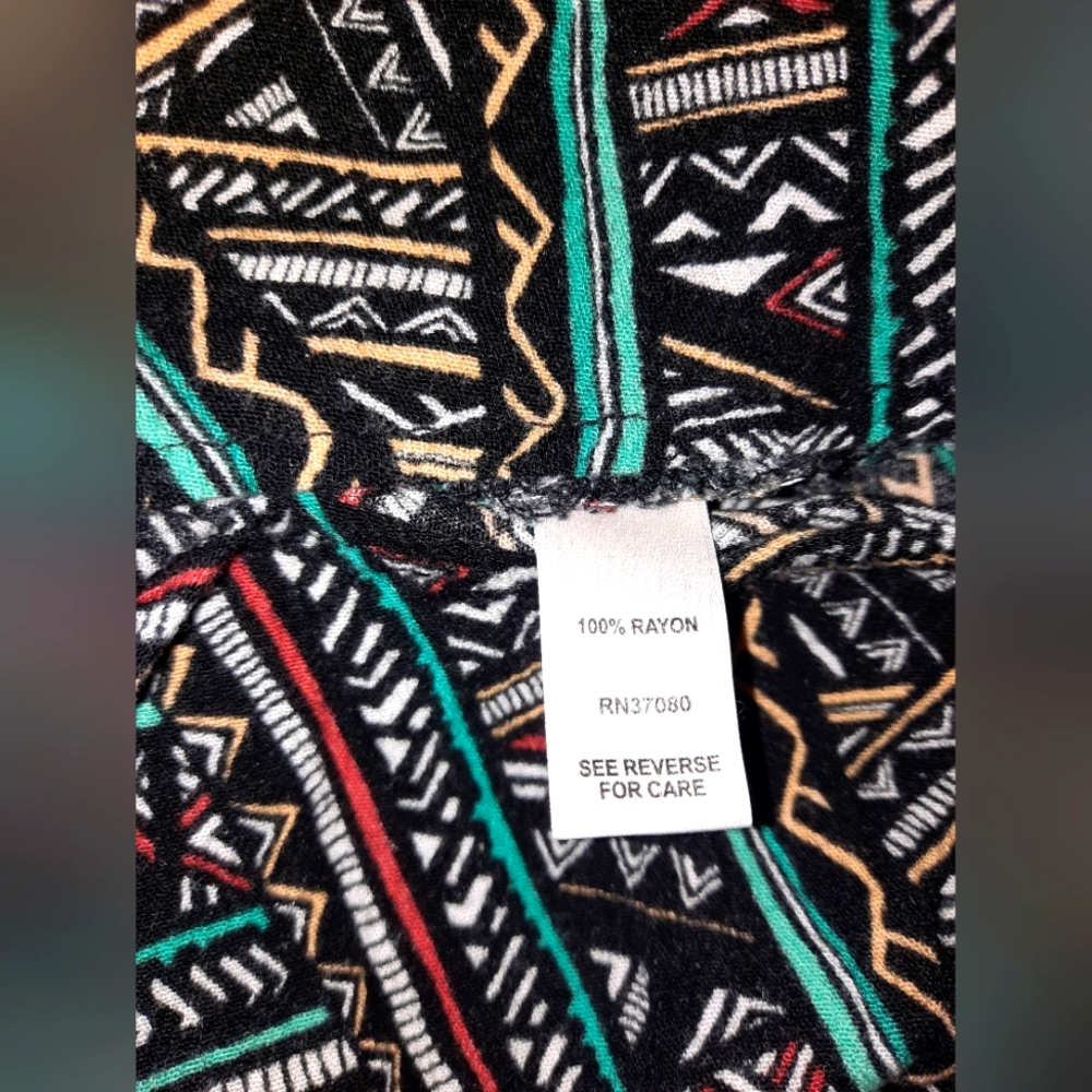 CATO Bohoblack, turquoise, rust & white abstract short sleeve size 3x blouse EUC - Picture 3 of 8